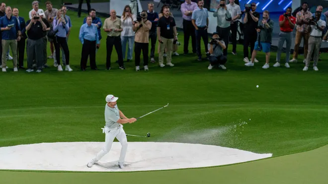 相比于迪巴 相比于迪巴